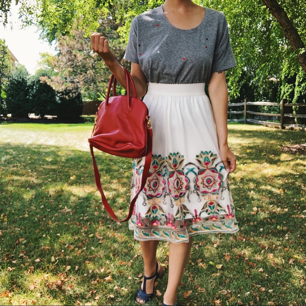 Embroidered Floral White Skirt by Magic
